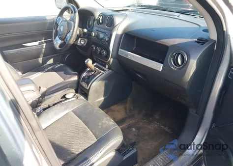 2016 Jeep Compass Latitude из США, поврежденный, VIN 1C4NJDEB6GD718725